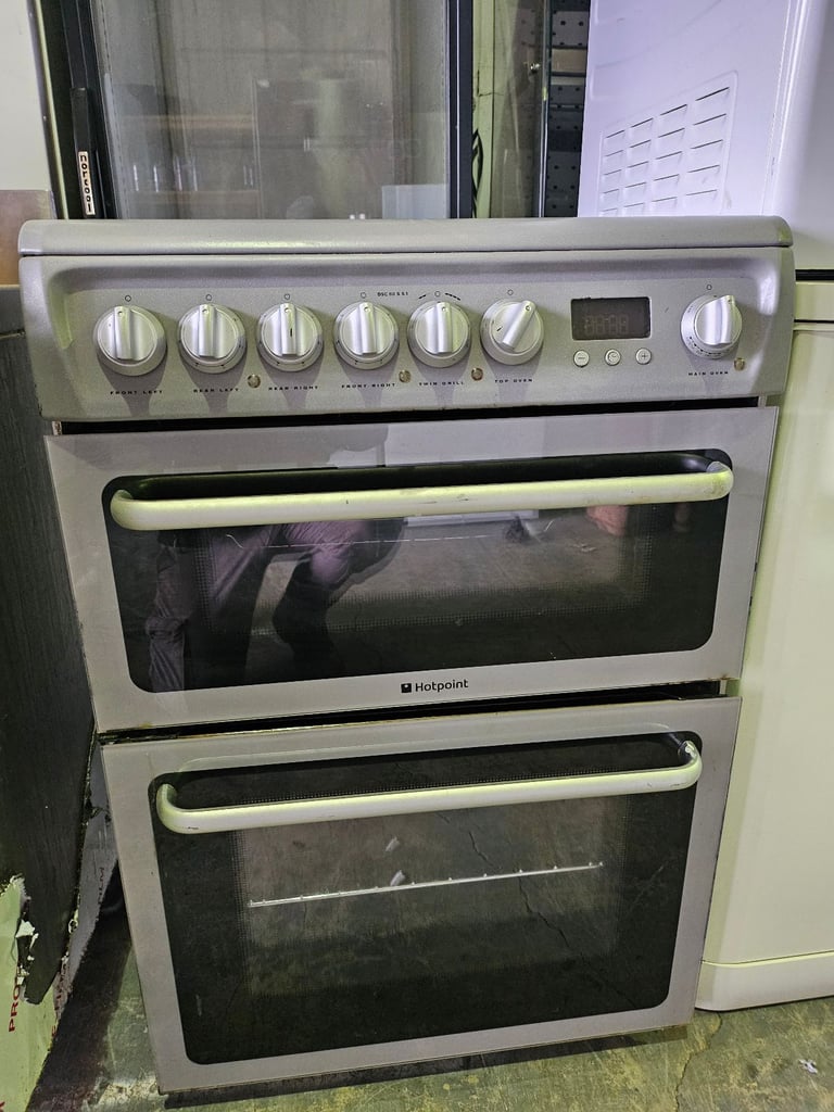 image for Hotpoint 60cm freestanding cooker & free delivery warranty