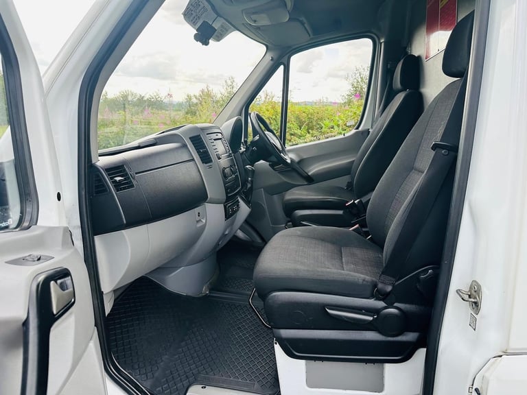 2016 Mercedes-Benz Sprinter 3.5t BlueEFFICIENCY Van PANEL VAN Diesel Manual