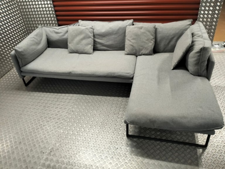 MADE CORNER SOFA DELIVERY AVAILABLE TODAY 