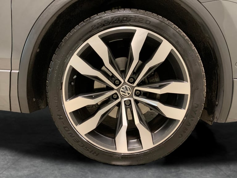 2020 Volkswagen Tiguan 1.5 TSI EVO R-Line Tech SUV 5dr Petrol DSG Euro 6 (s/s) (150 ps) - LED - H...