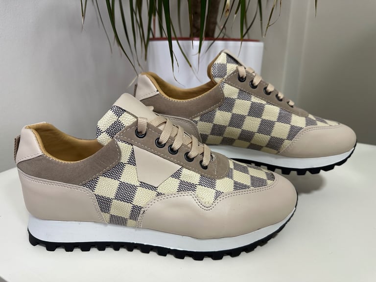 Men’s sports checkered trainers - Black white Grey Beige Brown - All sizes UK 7 to UK 11
