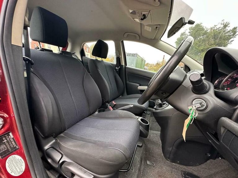 2010 Mazda Mazda2 1.3 Takuya Euro 4 5dr HATCHBACK Petrol Manual