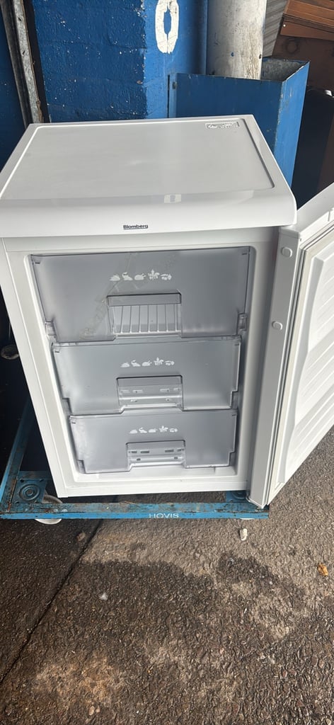 image for Blomburg undercounter freezer 