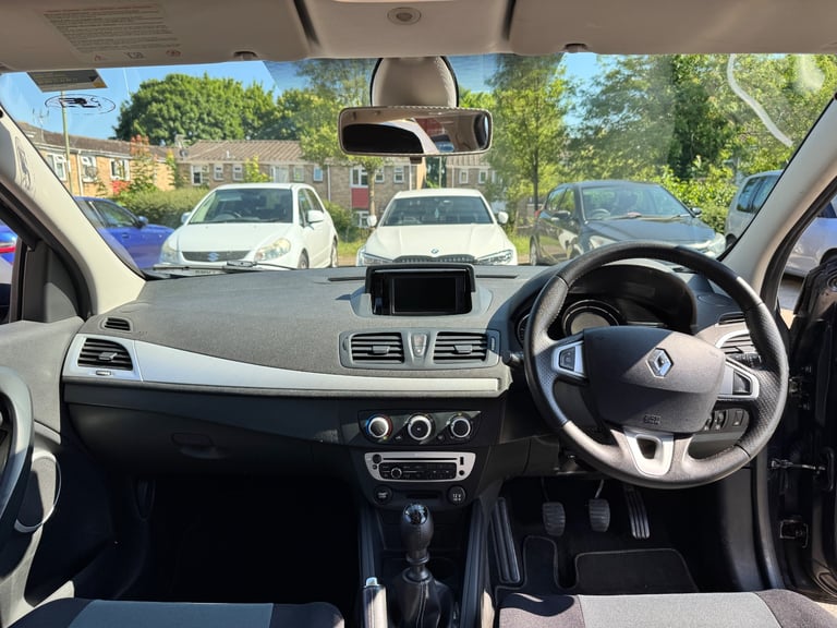 Renault, MEGANE, Hatchback, 2012, Manual, 1461 (cc), 5 doors