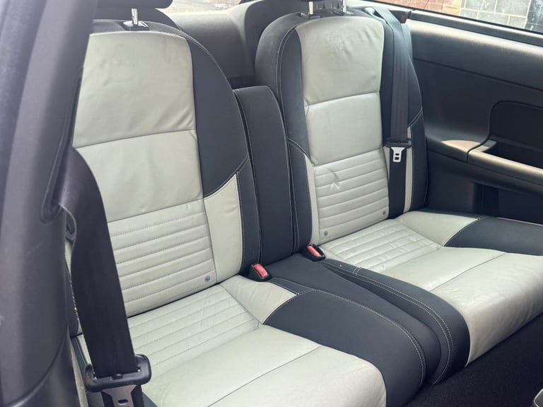 2009 Volvo C30 2.0D R-Design Sport Coupe 2dr Diesel Manual (151 g/km, 134 bhp) Coupe Diesel Manual