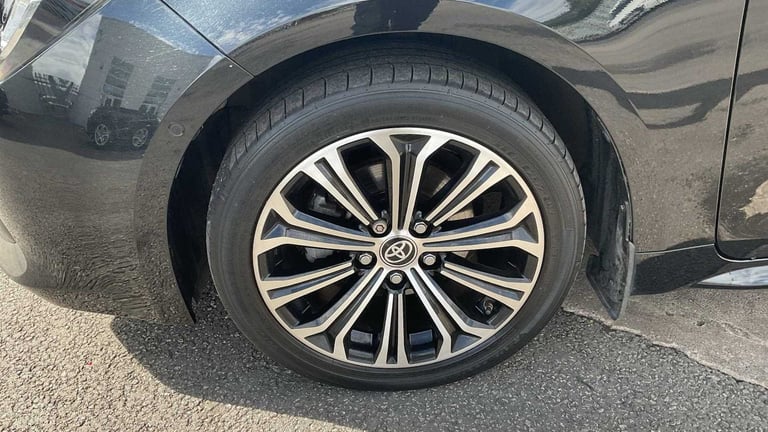 2020 Toyota Corolla 1.8 VVT-i Hybrid Design 5dr CVT Estate Hybrid Ele Automatic