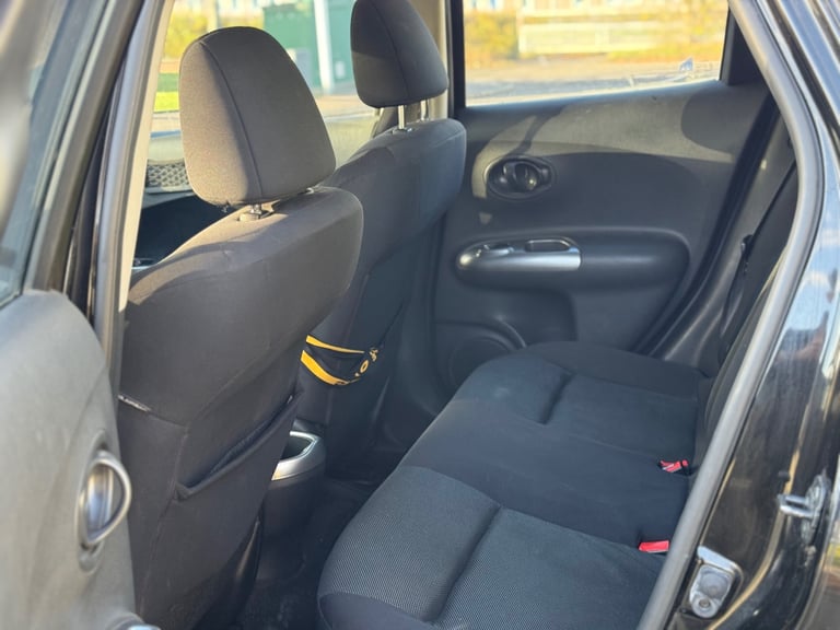 Nissan, JUKE, Hatchback, 2011, Manual, 1598 (cc) 5 doors