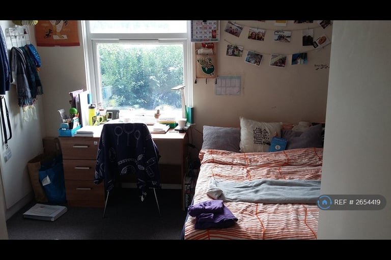 3 bedroom house in Claude Street, Nottingham, NG7 (3 bed) (#2654419)