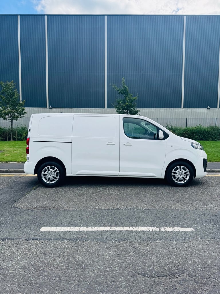 2021 Vauxhall Vivaro 3100 2.0d 120PS Sportive H1 Van, 101K MILES, FSH PANEL VAN Diesel Manual