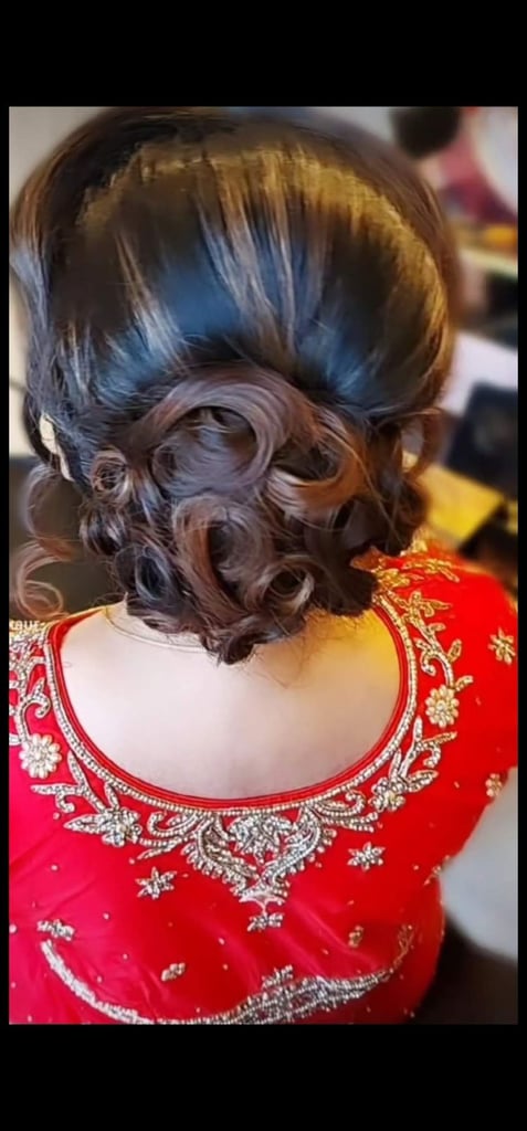 Halloween, Party & Wedding Hair & Make Up Artist 