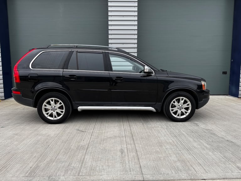 VOLVO XC90 2.4 D5 SE 2007 57 AUTOMATIC 7 SEATER IN BLACK 