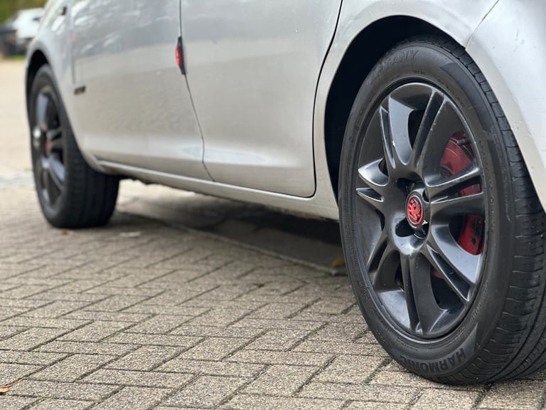 2010 Vauxhall Corsa Design Automatic 1.4L Petrol 67K Miles Full Service History 1YR NEW MOT  1 OWNER