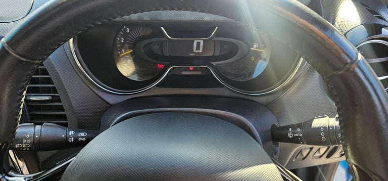 RENAULT CAPTUR 1.5 Dynamique MediaNav dCi 90 Stop &amp; Start 2014