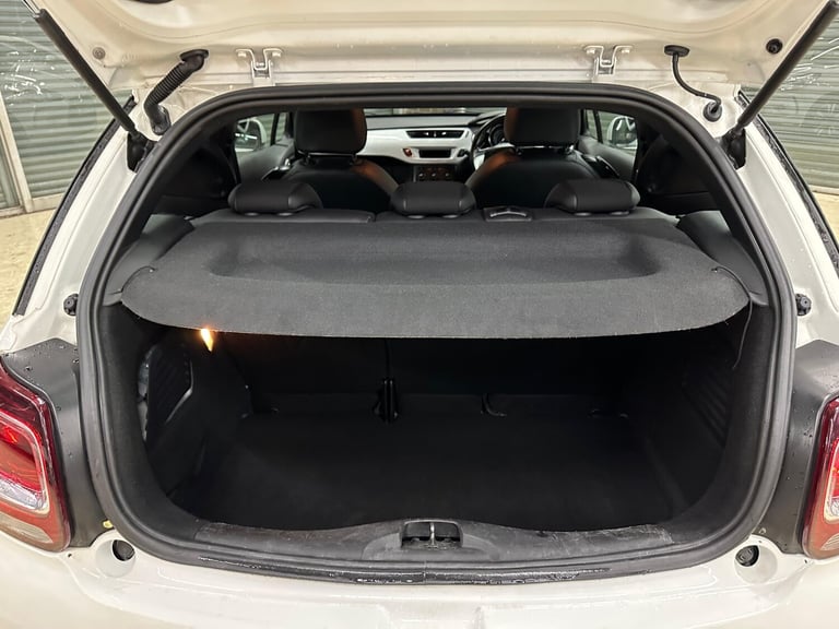 2015 Citroen DS3 1.2 PureTech Dsign 3dr HATCHBACK Petrol Manual