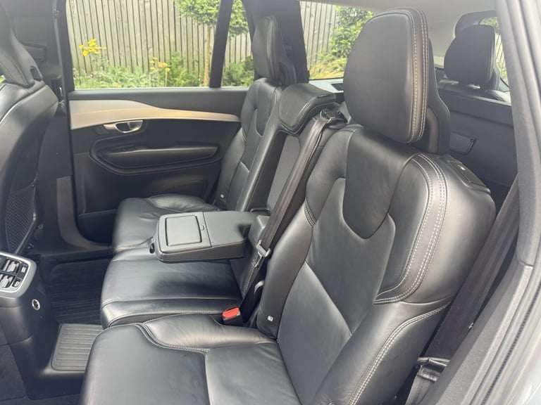 2018 Volvo XC90 T8 2.0 T8 TWIN ENGINE MOMENTUM PRO AWD 5DR Automatic 4x4 Petrol/Electric Automatic