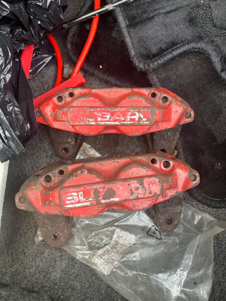 Subaru impreza wrx sti 4 pot calipers