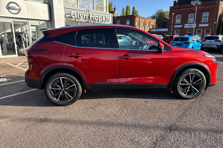2022 Nissan Qashqai 1.3 DiG-T MH 158 Tekna 5dr Xtronic Hatchback Petrol Automatic
