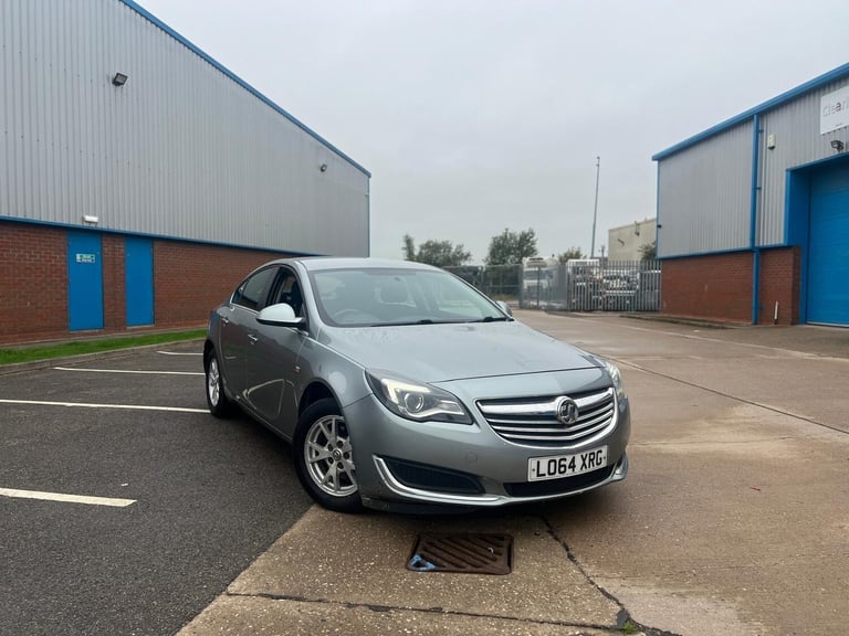 2015 Vauxhall Insignia 2.0 CDTi ecoFLEX Design Nav 5dr [Start Stop] HATCHBACK DIESEL Manual