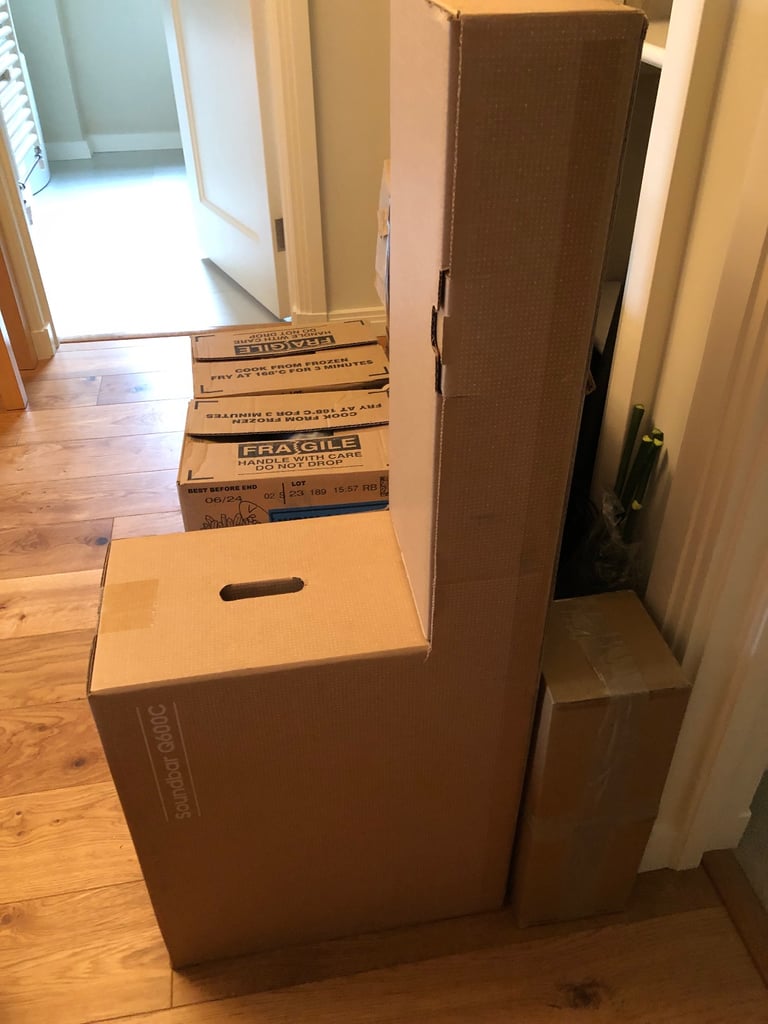 Brand New in box.  Samsung q600c Soundbar