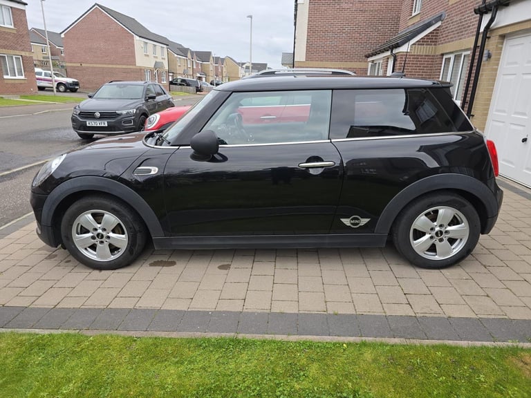 Mini, HATCHBACK, Cooper Diesel, 2016, Manual, 1496 (cc), 3 doors