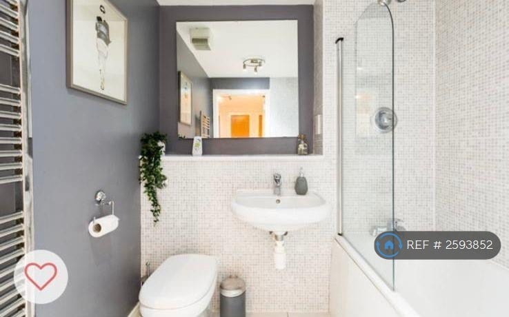 2 bedroom flat in Birmingham, Birmingham, B1 (2 bed) (#2593852)