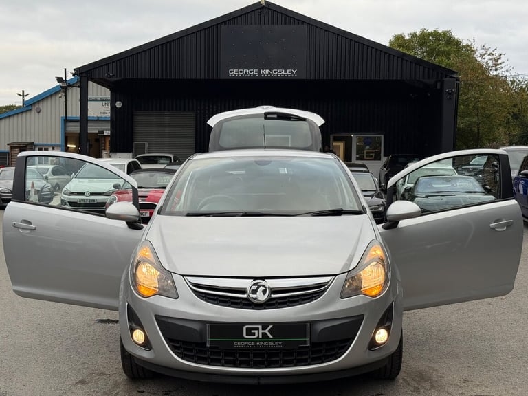 2015 Vauxhall Corsa 1.4 SE 3dr HATCHBACK PETROL Manual