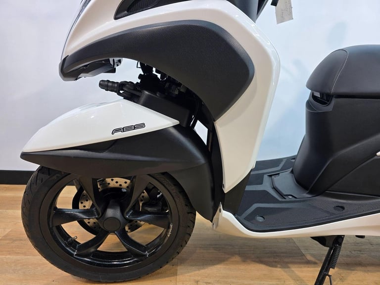 2018 Yamaha Tricity 125 125 Three Wheeler Petrol CVT V-Belt Euro 4 (12 ps)