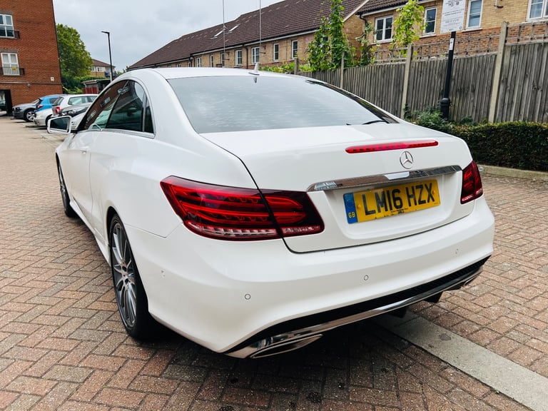 Mercedes-Benz amg line e220 cdi auto