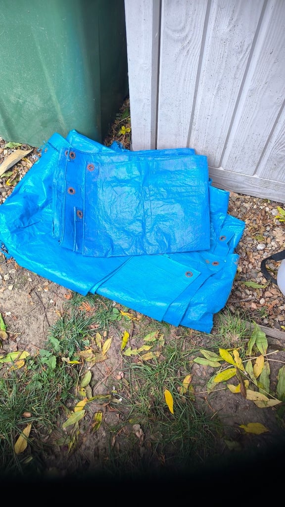 image for 2 tarpaulins 