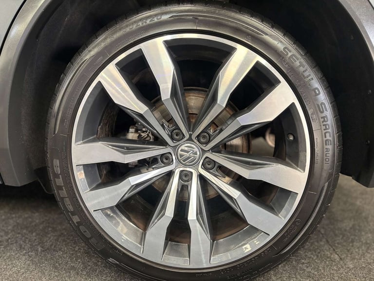 2020 Volkswagen Tiguan 2.0 TSi 230 4Motion SEL 5dr DSG ESTATE PETROL Automatic