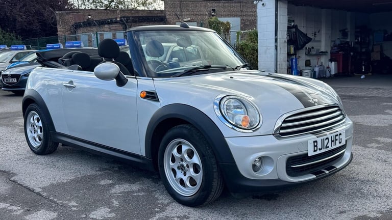 image for 2012 MINI Convertible 1.6 Cooper Euro 5 (s/s) 2dr Convertible Petrol Manual