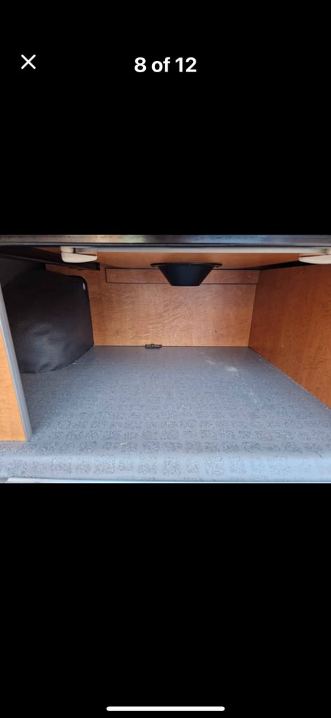 Toyota, HIACE 250 SWB 102 BHP, 2006, 2494 (cc)