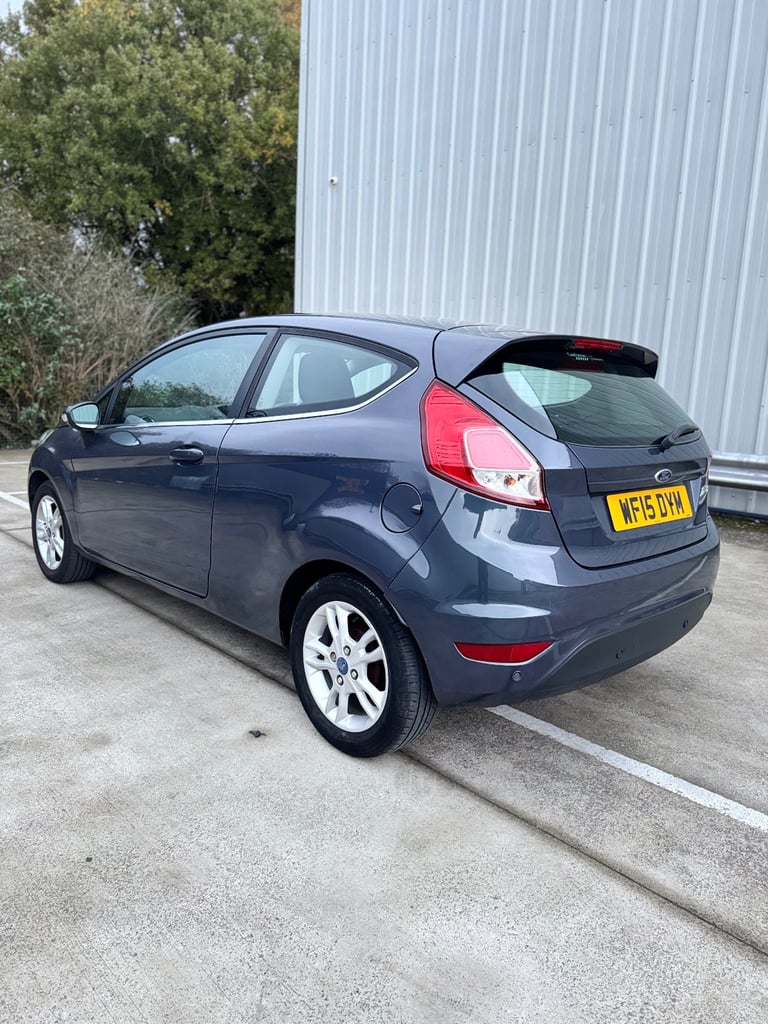 Ford, FIESTA, Hatchback, 2015, Manual, 1241 (cc), 3 doors