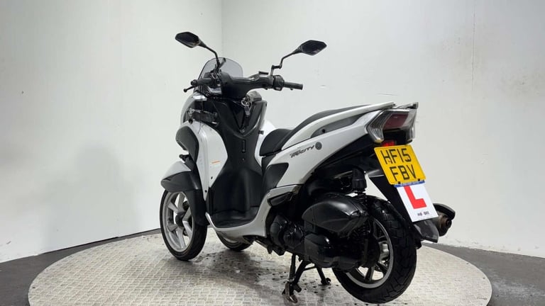 Yamaha Tricity [Phone number removed]K NON RUNNING PROJECT SCOOTER 125CC TRIKE 3 WHEELER