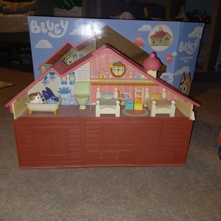 Bluey House and Car