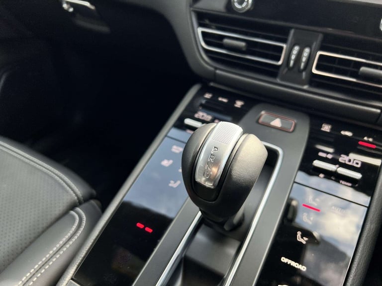 2025 Porsche Macan S SUV Petrol Automatic