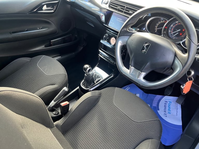 2017 DS Automobiles DS 3 1.2 PureTech 82 Connected Chic 3dr HATCHBACK Petrol Manual
