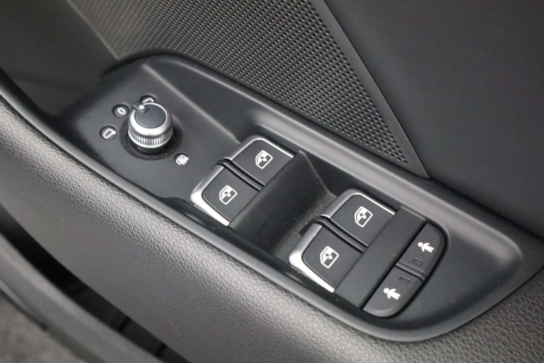 2018 Audi A3 2.0 S3 TFSI Quattro Semi-Auto 4WD 4dr Saloon Petrol Automatic