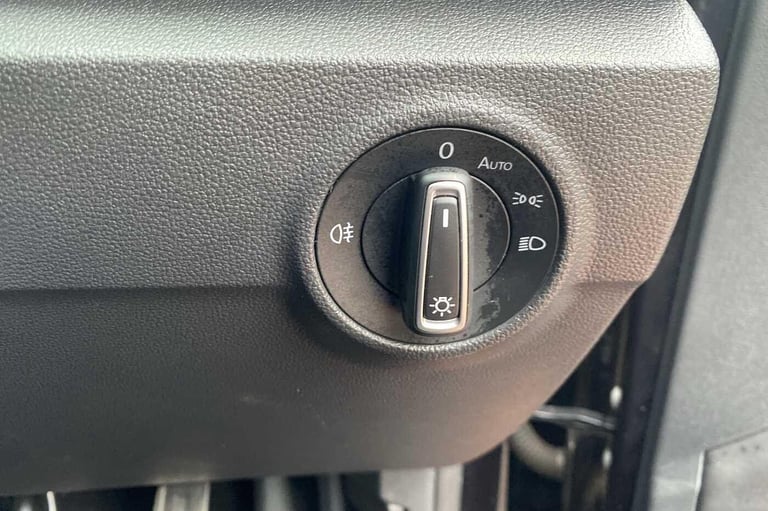 2023 Volkswagen T-Roc 1.5 TSI R-Line 5dr DSG HATCHBACK Petrol Automatic