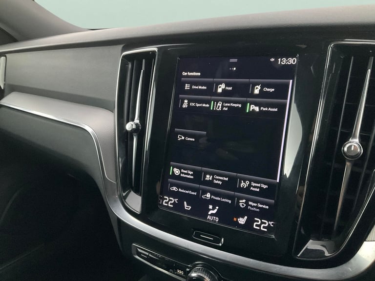 2021 Volvo V60 2.0 T6 Recharge PHEV R DESIGN 5dr AWD Auto ESTATE PETROL/ELECTRIC Automatic