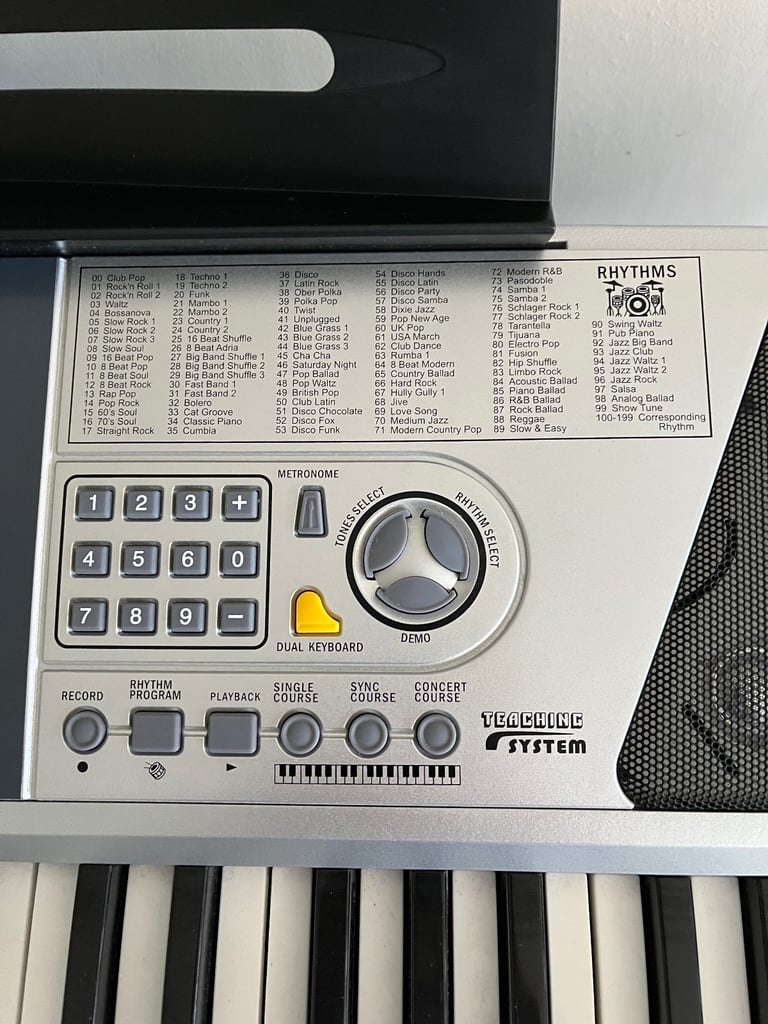 ROCK JAM ELECTRIC KEYBOARD/ORGAN