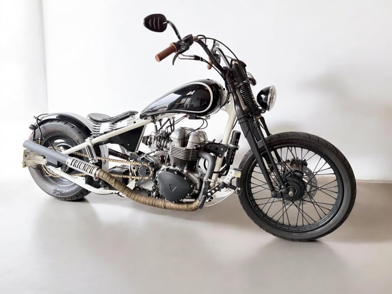 2002 Triumph Bobber Custom Built, Bonneville America Bobber