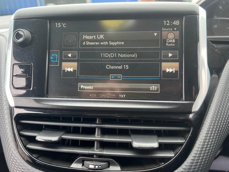 PEUGEOT 2008 1.2 PureTech Active 2015