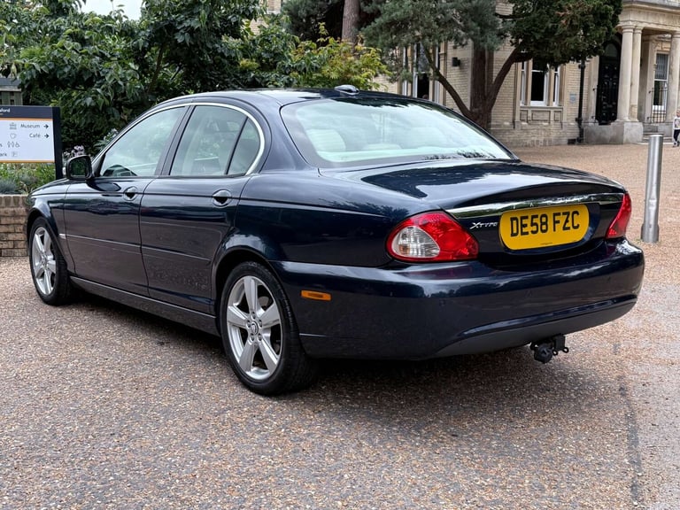 2008 Jaguar X-Type 2.2 X-Type SE Auto 4dr Saloon Diesel Automatic