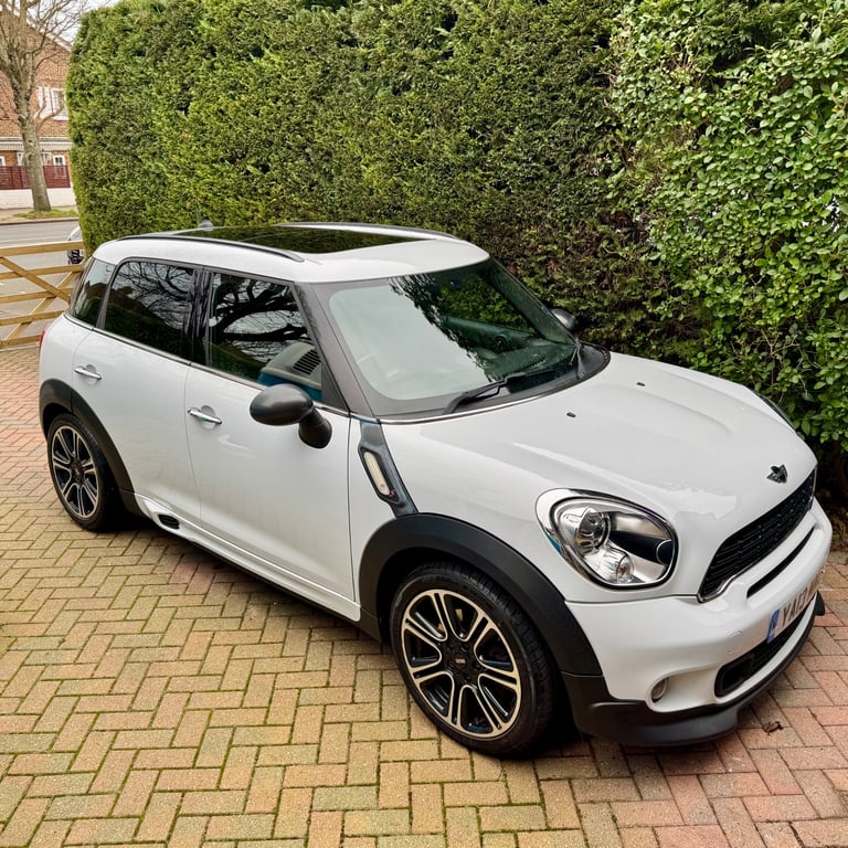 Mini, COUNTRYMAN, Hatchback, 2013, Manual, 1598 (cc), 5 doors