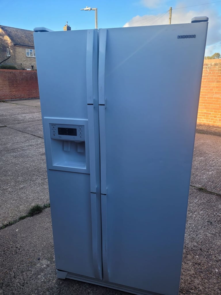 White American fridge and freezer 