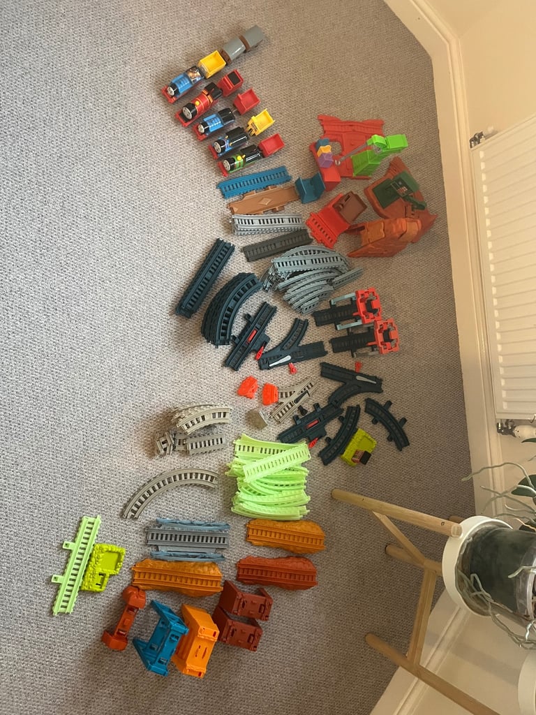 Thomas train track and trains