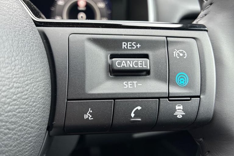 2025 Nissan Qashqai 1.3 DiG-T MH Tekna [Bose] 5dr Manual Hatchback Petrol Manual