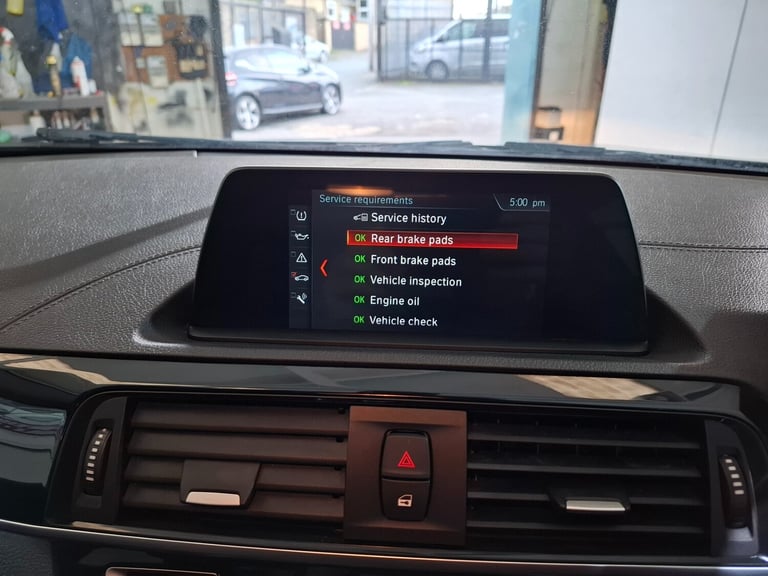 2018 BMW 1 Series 118i [1.5] Sport 3dr [Nav] HATCHBACK Petrol Manual