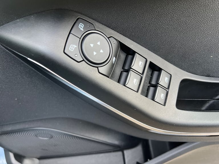 2022 Ford Fiesta 5Dr ST-Line X 1.0 100PS Hatchback Petrol Manual